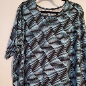 NWOT LuLaRoe Irma